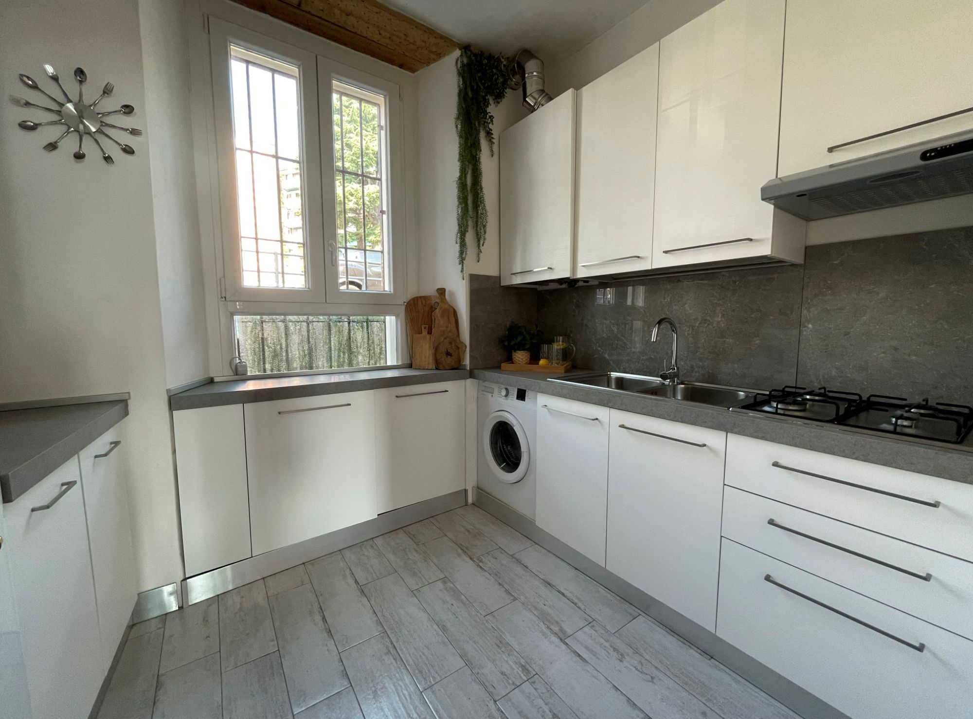 Large kitchen